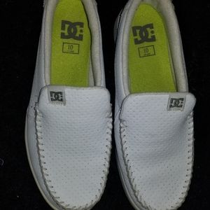 dc women's loafers